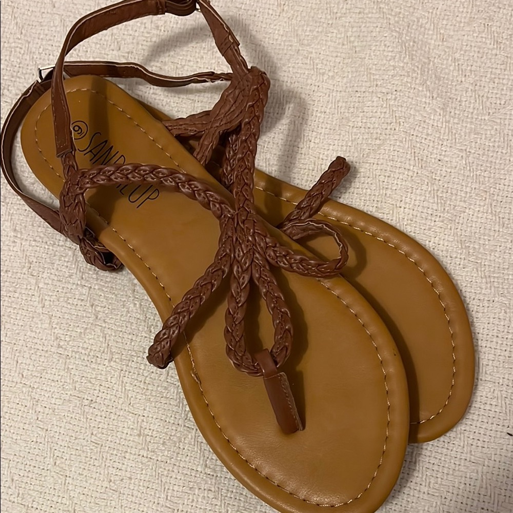 Elegant Brown Sandals with Comfortable Fit size 8 y 9